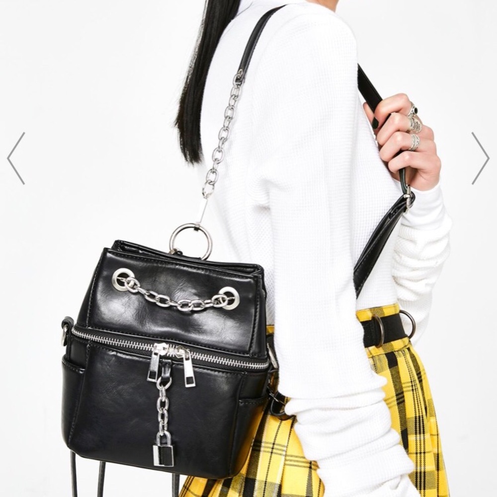 NWOT Chain breaker drawstring bag